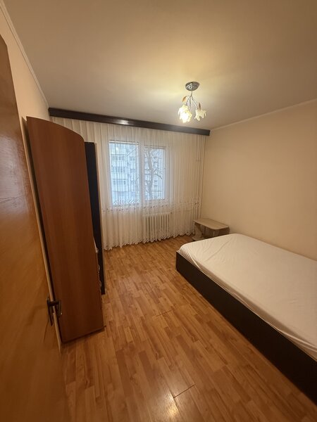 Metrou Aparatorii Patriei, De inchiriat 3 camere 72 mp, 2 bai.